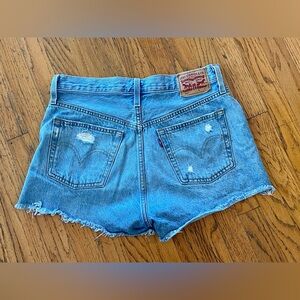 LEVIS 501 BUTTON FLY HIGH RISE CUT OFF DISTRESSED DENIM JEAN SHORTS 28